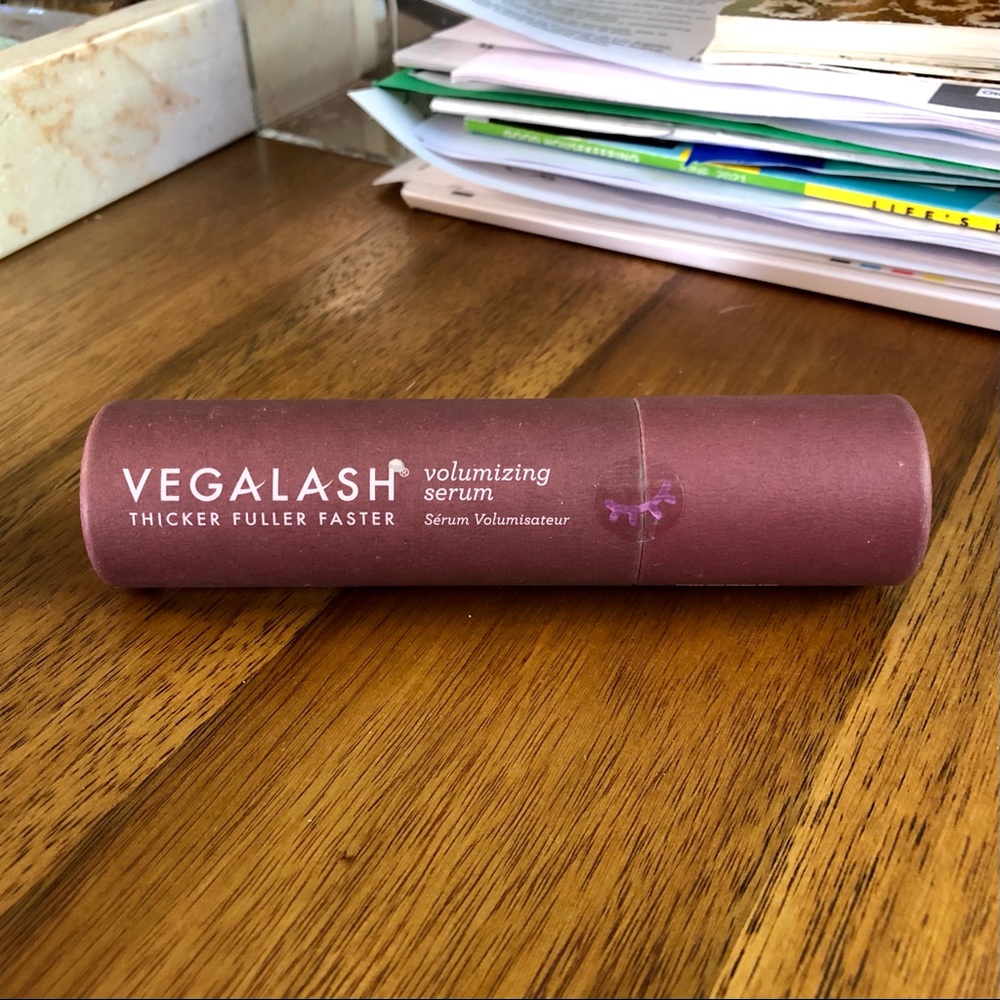 Vegalash Volumizing Serum